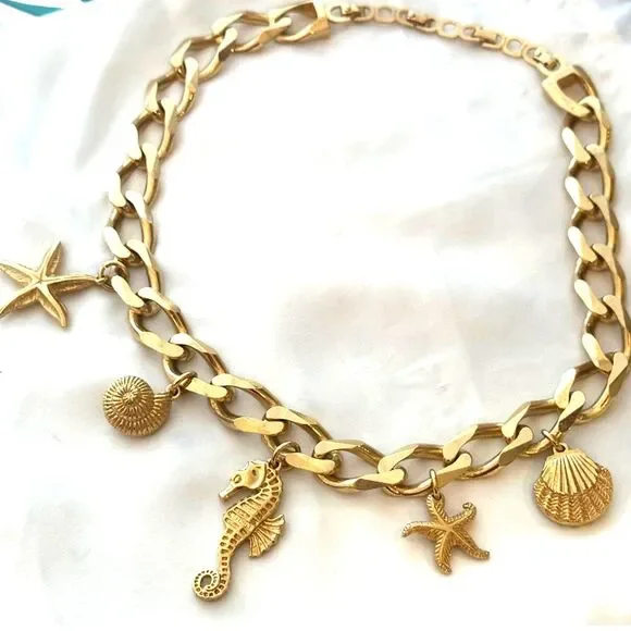 CHRISTIAN DIOR Necklace Seashell Shell Starfish Seahorse Chunky Gold Tone - Picture 1 of 15